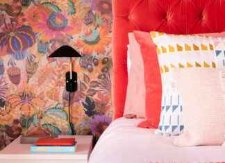 Vibrant Paint Colours for a Bold and Unique Bedroom Vibrant Paint Colours for a Bold and Unique Bedroom