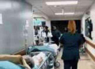 Emergency Evacuation Order Forces Tampa-Bay Medical Facilities to Relocate Patients news-08102024-172942