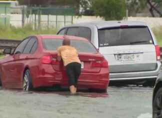 Hurricane Milton Forces Floridians Evacuation Following Helene’s Devastation news-12102024-224549