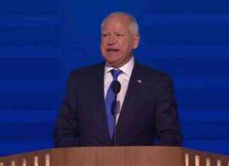 Early Voting Begins in Wisconsin with Support from Obama and Walz news-22102024-223957