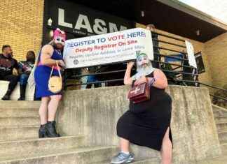 Empowering Chicago’s LGBTQ+ Community to Vote: Advocacy and Engagement news-24102024-222955