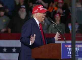 Trump Visiting Texas to Criticize Harris on Immigration and Tape Joe Rogan Podcast news-25102024-184004