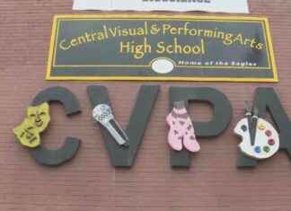 Shooter Targets LGBT Community and Family: Police Investigation news-28102024-231241