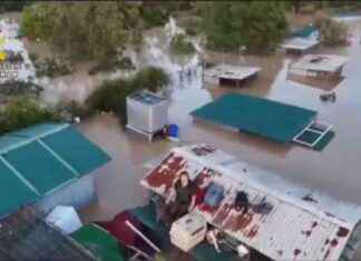 Devastating Flash Floods in Spain: Over 95 People Killed | WSVN 7News news-30102024-215842