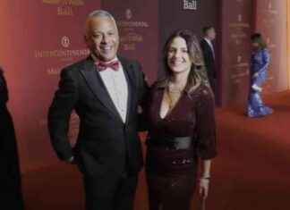 29th InterContinental Miami Make-A-Wish Ball Raises $42 Million with Gwen Stefani Performance news-03112024-120028