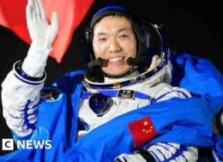 Chinese Shenzhou-18 Space Crew Return to Earth: Watch the Exciting Landing! news-04112024-094538
