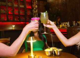 Experience Tomorrowland in Downtown Miami: A Blast from the Past and a Taste of the City news-12112024-053220