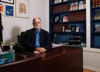 Alan Mills: The People’s Lawyer Fighting for Justice in Chicago – Chicago Reader 2024 news-14112024-132749