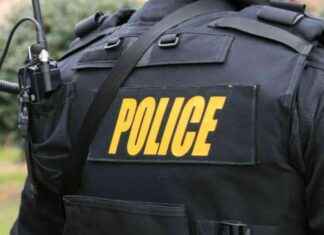 SWAT Responds to Armed Person Barricaded in Benton Park West Home news-19112024-232809