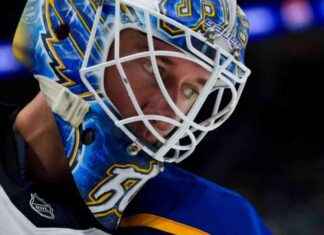 Jordan Binnington Sets New St. Louis Blues Wins Record news-28112024-055314
