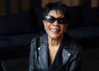 Bettye LaVette Live at Old Town School of Folk Music: A Soulful Performance in Chicago news-28112024-055343