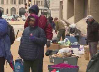 St. Louis Community Comes Together to Provide Thanksgiving Meals for Those in Need news-29112024-144058