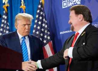 Accused ‘Fake Electors’ Cast Electoral College Votes for Trump accused-fake-electors-cast-electoral-college-votes-for-trump