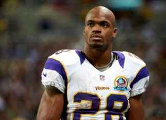 Adrian Peterson: Ex-NFL Star Faces Arrest Warrants – Report adrian-peterson-ex-nfl-star-faces-arrest-warrants-report