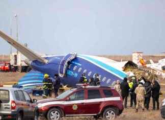 Azerbaijan Airlines Plane Crash Survivors Report Hearing Bangs and Explosions – What Happened? azerbaijan-airlines-plane-crash-survivors-report-hearing-bangs-and-explosions-what-happened