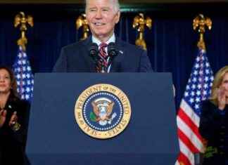 Biden and Harris Encourage Democrats to ‘Keep the Faith’ at DNC Holiday Reception biden-and-harris-encourage-democrats-to-keep-the-faith-at-dnc-holiday-reception