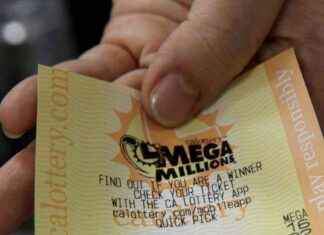 California Lottery Winner Claims $1.22 Billion Mega Millions Jackpot california-lottery-winner-claims-122-billion-mega-millions-jackpot