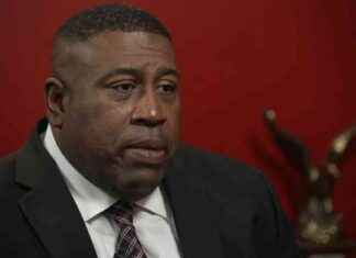 Ex-NYPD Chief Admits to Sexual Relationship with Subordinate, Denies Coercion for Overtime ex-nypd-chief-admits-to-sexual-relationship-with-subordinate-denies-coercion-for-overtime