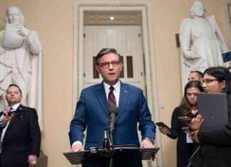 Funding Bill Backed by Trump Fails in House, Possible Shutdown Looms funding-bill-backed-by-trump-fails-in-house-possible-shutdown-looms