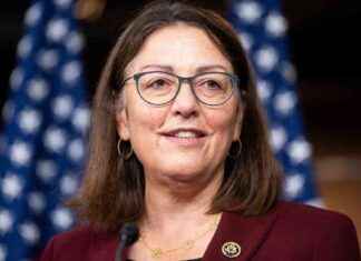 How Democrats Can Strategically Collaborate with Republicans to Secure Victory in 2 Years how-democrats-can-strategically-collaborate-with-republicans-to-secure-victory-in-2-years