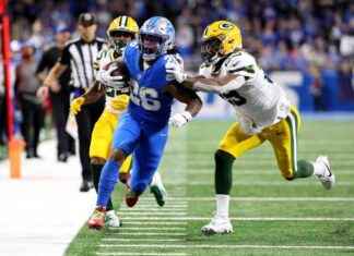 Jahmyr Gibbs Achieves 1,000 Rushing Yards in College Football jahmyr-gibbs-achieves-1000-rushing-yards-in-college-football