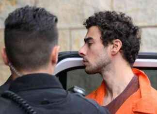 Murder Suspect Luigi Mangione Enroute to New York: UnitedHealthcare CEO Targeted murder-suspect-luigi-mangione-enroute-to-new-york-unitedhealthcare-ceo-targeted