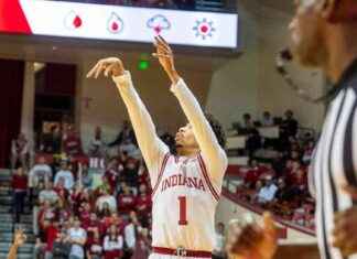 Indiana Hoosiers Dominate Sam Houston State 97-71 ndiana-hoosiers-dominate-sam-houston-state-97-71