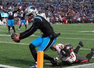 Rob Gronkowski’s Strange Obsession with Panthers’ Bryce Young’s Legs news-02122024-050850