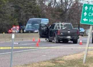 Police Fatally Shoot Armed Man in Jefferson County, Resulting in Woman’s Death police-fatally-shoot-armed-man-in-jefferson-county-resulting-in-womans-death