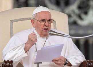 Pope Francis Nearly Assassinated During Historic Iraq Trip: Details and Reactions pope-francis-nearly-assassinated-during-historic-raq-trip-details-and-reactions