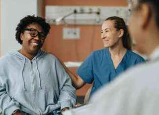 Solventum Stock: Analysis of Partial Re-Rating Impact (NYSE:SOLV) solventum-stock-analysis-of-partial-re-rating-mpact-nysesolv