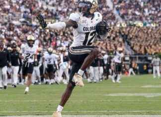 Travis Hunter Makes History as First Two-Way Player to Win Heisman Trophy travis-hunter-makes-history-as-first-two-way-player-to-win-heisman-trophy