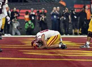 USC Dominates Texas A&M in Las Vegas Bowl Comeback usc-dominates-texas-am-in-las-vegas-bowl-comeback