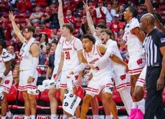 Wisconsin Badgers Face #9 Arizona at Home wisconsin-badgers-face-9-arizona-at-home