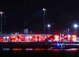 Breaking News: American Airlines Jet Crashes into Potomac River After Collision with Army Helicopter breaking-news-american-airlines-jet-crashes-into-potomac-river-after-collision-with-army-helicopter