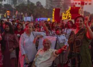 Celebrating 2025: Global New Year’s Festivities with Light Shows, Embraces, and Ice Plunges celebrating-2025-global-new-years-festivities-with-light-shows-embraces-and-ce-plunges