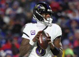 Chris Simms Critiques Lamar Jackson’s Two-Point Pass Accuracy chris-simms-critiques-lamar-jacksons-two-point-pass-accuracy