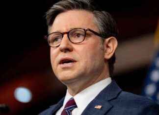 Crucial Vote Approaches for Speaker Mike Johnson at Start of New Congress crucial-vote-approaches-for-speaker-mike-johnson-at-start-of-new-congress