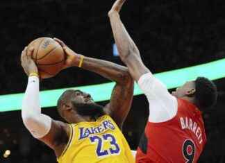 Disney to merge Fubo with Hulu Live TV, resolving sports streaming dispute disney-to-merge-fubo-with-hulu-live-tv-resolving-sports-streaming-dispute