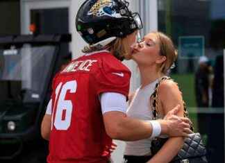 Jaguars Star Trevor Lawrence and Wife Marissa Welcome First Child, Thanking Jesus for Their Baby Girl jaguars-star-trevor-lawrence-and-wife-marissa-welcome-first-child-thanking-jesus-for-their-baby-girl