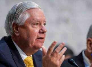 Lindsey Graham: Lack of Resources Hinders Mass Deportation Talks lindsey-graham-lack-of-resources-hinders-mass-deportation-talks