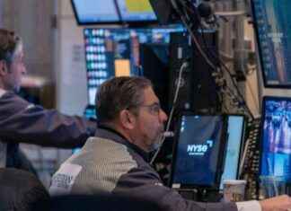 Stock Futures Flat After Major Averages’ Best Day: Live Updates stock-futures-flat-after-major-averages-best-day-live-updates