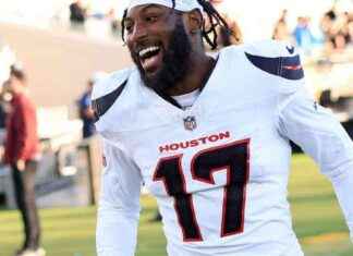 Texans’ Kris Boyd Opens Up About Coach-Shoving Incident: ‘I Was Just Turnt’ texans-kris-boyd-opens-up-about-coach-shoving-ncident-was-just-turnt