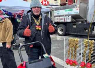 Thrilled Trump Supporters Brave Freezing D.C. Weather – A Show of Support thrilled-trump-supporters-brave-freezing-dc-weather-a-show-of-support