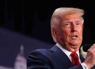 Trump Administration Halts Federal Aid to Prioritize Conservative Agenda trump-administration-halts-federal-aid-to-prioritize-conservative-agenda