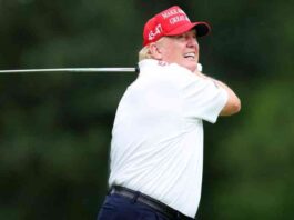 trump-playing-golf-while-calling-republican-to-switch-house-speaker-vote