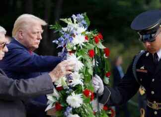 Trump Visits Arlington National Cemetery Before Inauguration: A Tribute to Fallen Heroes trump-visits-arlington-national-cemetery-before-nauguration-a-tribute-to-fallen-heroes