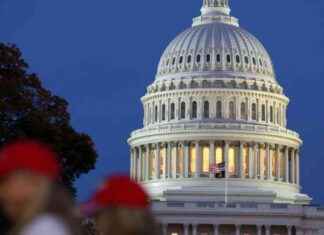 Court Hearing Delays Trump Buyout Offer for Federal Employees court-hearing-delays-trump-buyout-offer-for-federal-employees