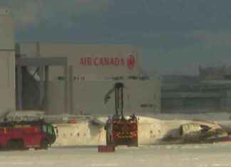 Delta Plane Makes Emergency Landing at Toronto Airport, Flips Upside Down delta-plane-makes-emergency-landing-at-toronto-airport-flips-upside-down