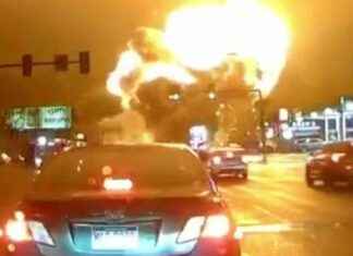 Fiery Air Ambulance Crash Caught on Video in Northeast Philadelphia fiery-air-ambulance-crash-caught-on-video-in-northeast-philadelphia